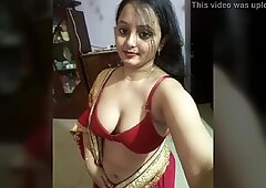Hot Indian house wives and girlfriends pics