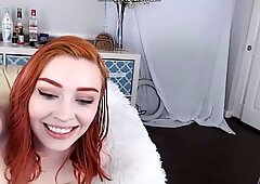 Rødhåret Natalia Grey Hitachi Orgasme