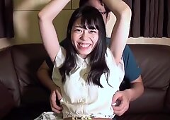 Japoneză drăguţe fata gâdilare