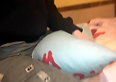 Amateur homemade Pillow humping till cum