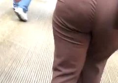 Big juicy booty black milf in brown dress pants vpl 